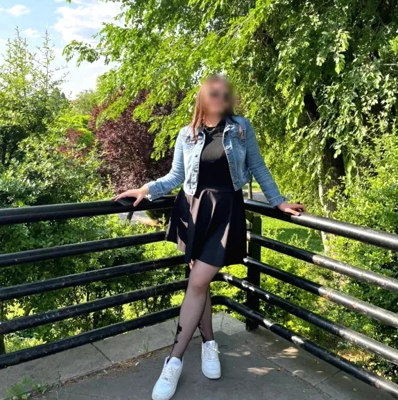 Antonia, 21