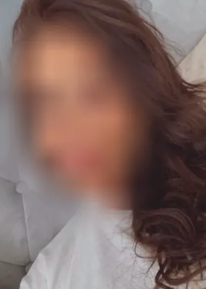 Chiara, 33