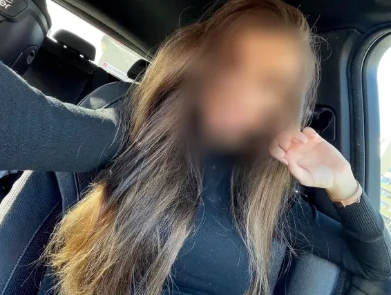 Christina, 33