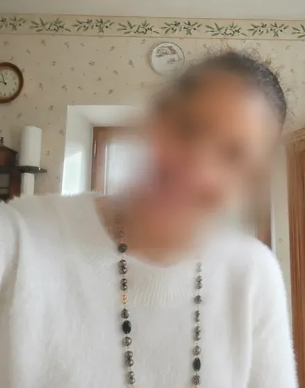 Emily, 37