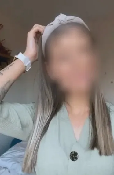 Jasmin, 26