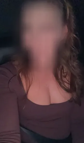 Jasmin, 31
