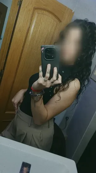 Juliane, 34