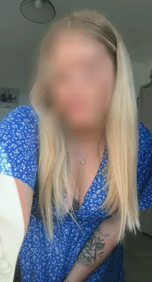 Klara, 22