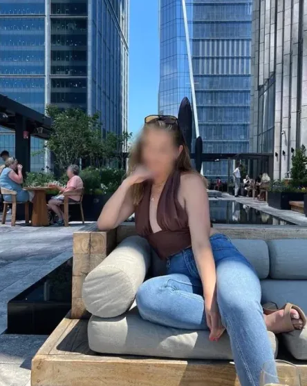 Leonie, 31