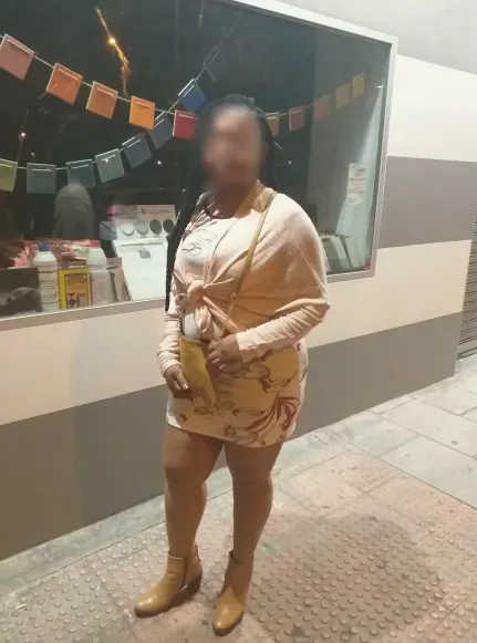 Lisa, 25