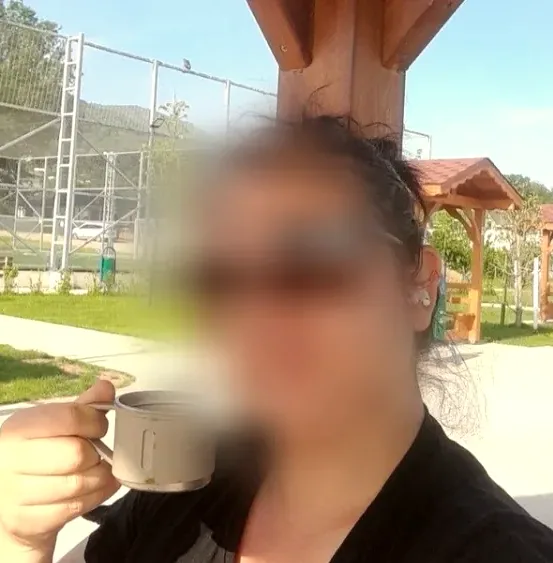 Melina, 34