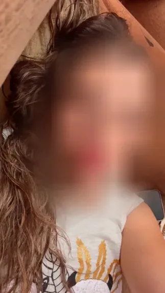 Nicole, 31
