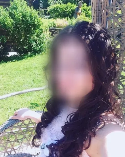Sandra, 36
