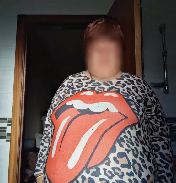 Viktoria, 29